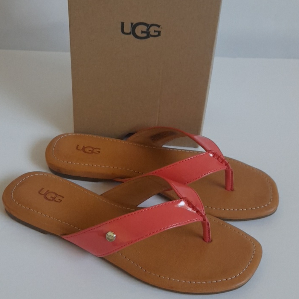 New UGG Tuolumne Patent Leather Sandal